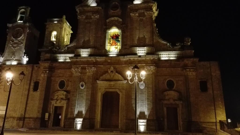 Domusfrumenti Oria  Bagian luar foto