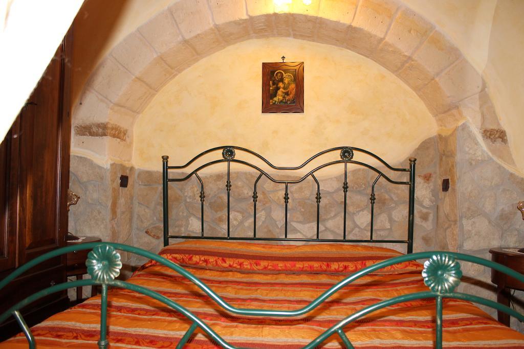 Domusfrumenti Oria  Bagian luar foto